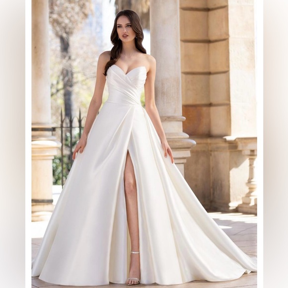Delancey Wedding Dress by Elysee